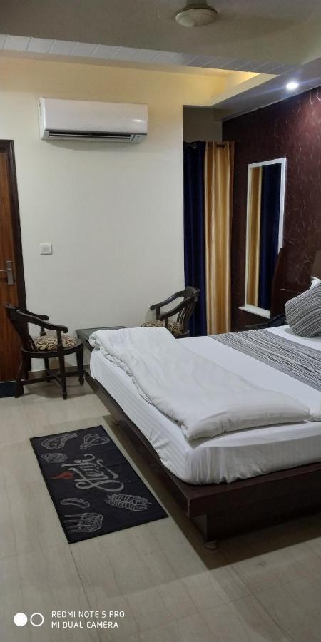 Adb Rooms Udhav Palace New Delhi Eksteriør bilde